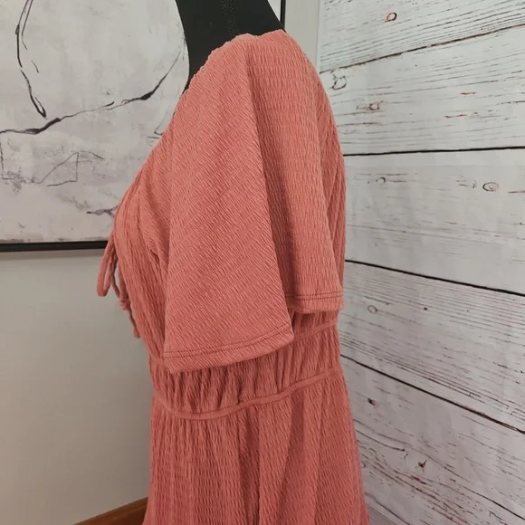 Gilli Dress - Picture 5 of 17